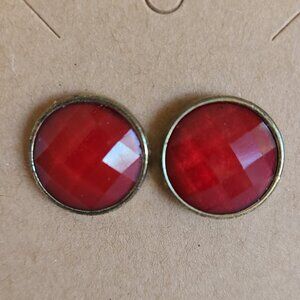 Unknown Brand Red w/Gold Trim Stud Vintage Earrings Ladies Business Casual